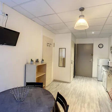F2 Equipe Avec Balcons, Ascenseur Et Wi-fi, Proche Des Thermes De - Fr-1-451-141 Lamalou-les-Bains