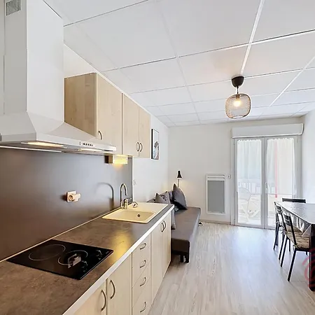 Lejlighed F2 Equipe Avec Balcons, Ascenseur Et Wi-fi, Proche Des Thermes De - Fr-1-451-141 Lamalou-les-Bains