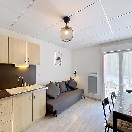 F2 Equipe Avec Balcons, Ascenseur Et Wi-fi, Proche Des Thermes De - Fr-1-451-141