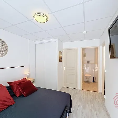 F2 Equipe Avec Balcons, Ascenseur Et Wi-fi, Proche Des Thermes De - Fr-1-451-141 Lamalou-les-Bains