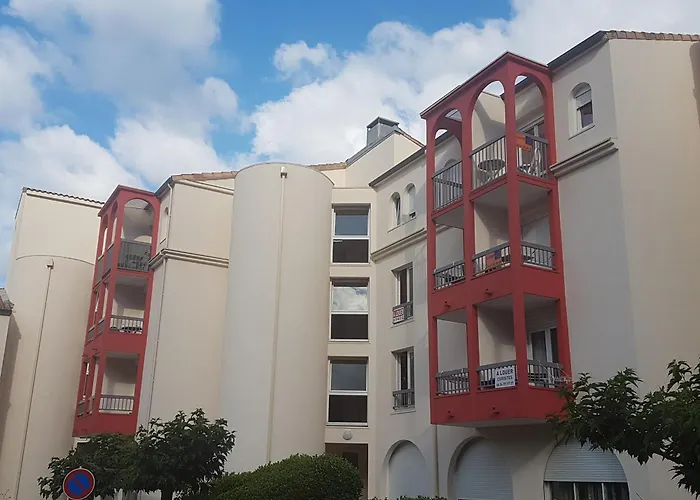 F2 Equipe Avec Balcons, Ascenseur Et Wi-fi, Proche Des Thermes De - Fr-1-451-141 Apartamento Lamalou-les-Bains